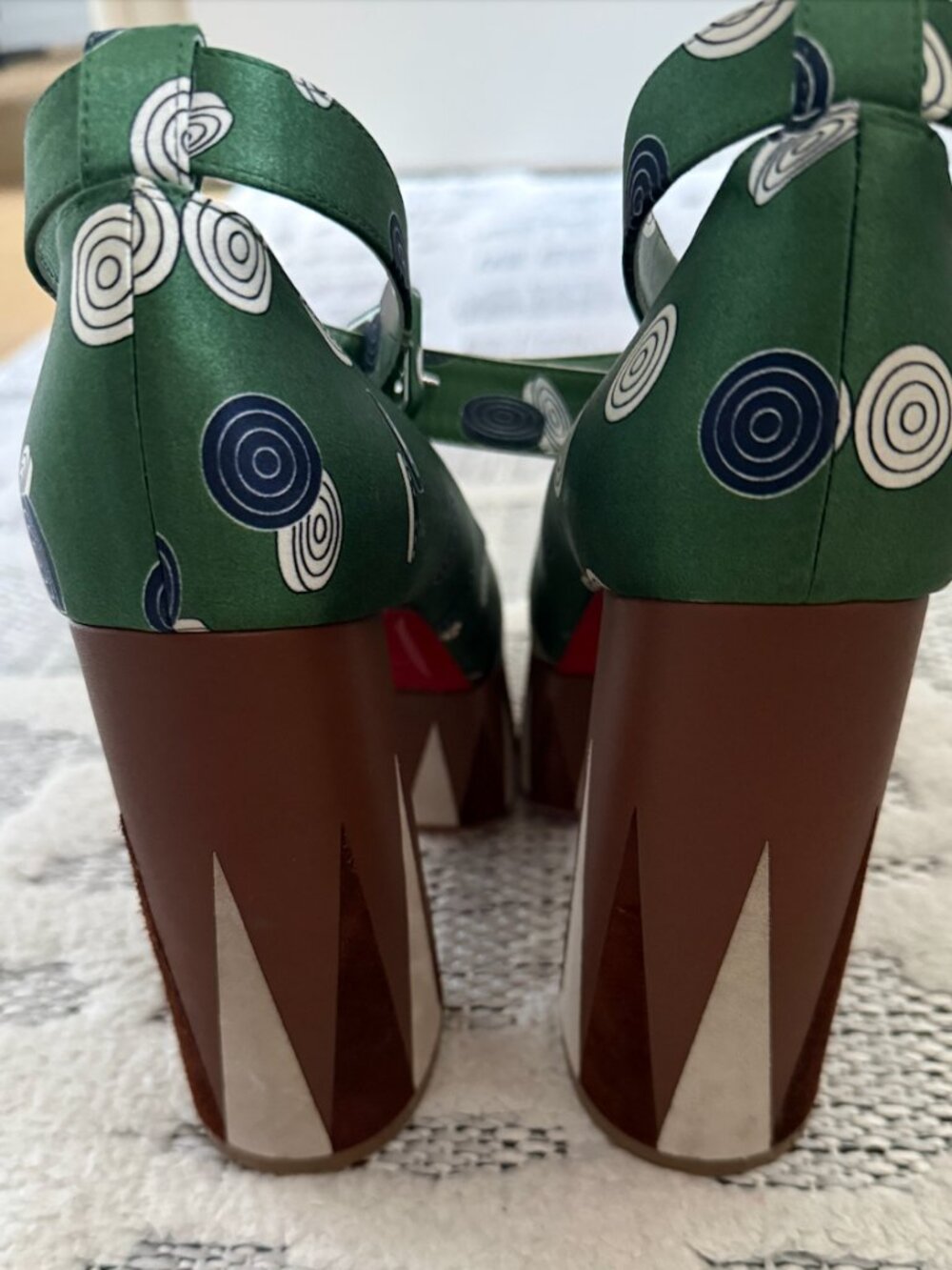 Christian Louboutin Size 40 Green Brown Silk Printed Yazefir Platform Pumps - Picture 5 of 5